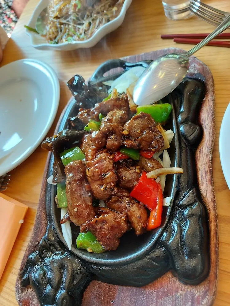 Sauté de Bœuf Sur Plaque Chauffante